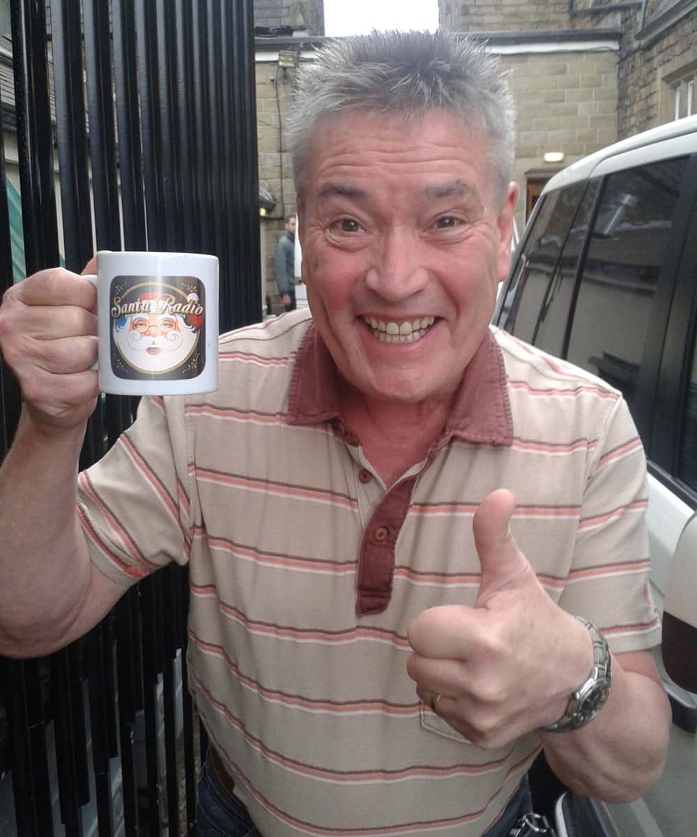 Billy Pearce - award-winning comedian, actor and family entertainer